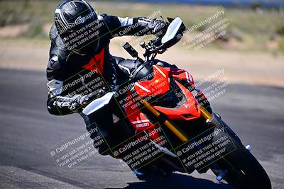 media/Mar-25-2024-Moto Forza (Mon) [[8d4319bd68]]/3-Intermediate Group/Session 3 (Turn 16 Inside)/